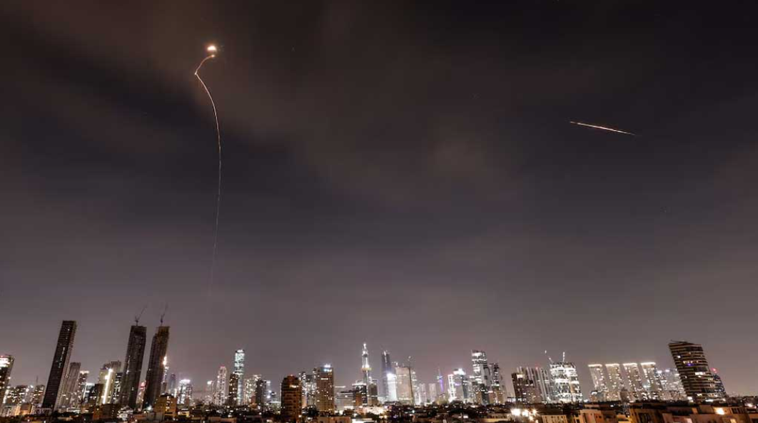 যুদ্ধ থামাতে মধ্যস্থতায় তিন দেশ, আলোচনা কতটা ফলপ্রসূ?